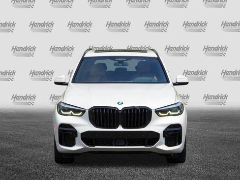 Used 2022 BMW X5 M50i AWD/4WD image 3