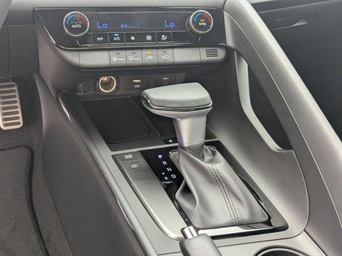 New 2026 Hyundai Elantra Sport image 17