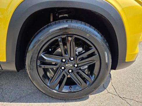 Used 2024 Chevrolet Trax ACTIV w/ Driver Confidence Package FWD image 21