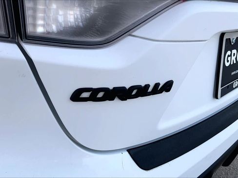 Used 2024 Toyota Corolla SE image 30