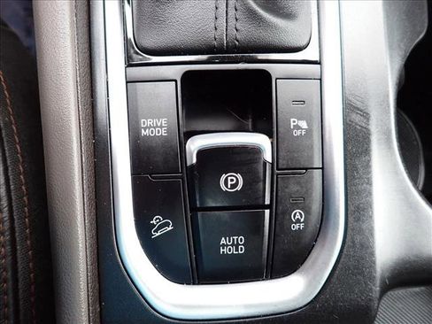 Used 2020 Hyundai Santa Fe SEL image 20