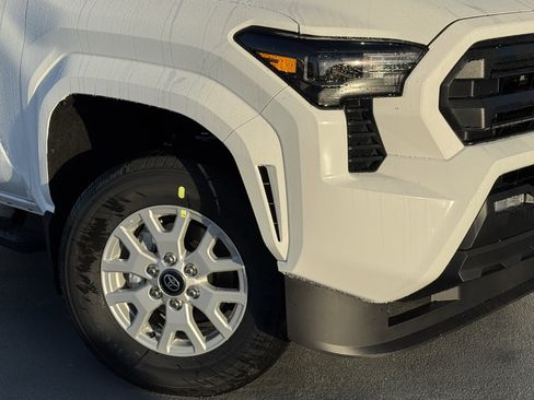 New 2026 Toyota Tacoma SR5 image 10