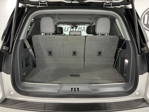 Used 2019 Lincoln Navigator Select AWD/4WD image 25