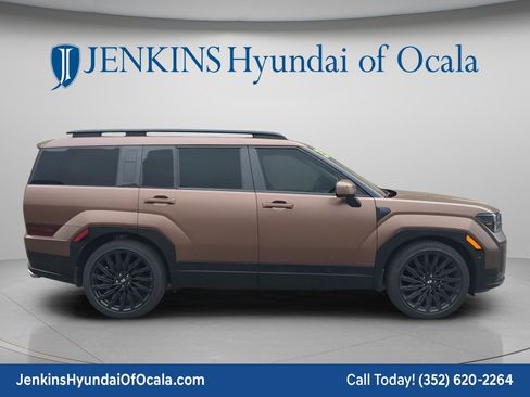 Certified 2025 Hyundai Santa Fe Calligraphy AWD/4WD image 2