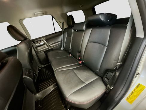 Used 2022 Toyota 4Runner TRD Off-Road Premium image 29