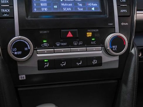 Used 2012 Toyota Camry SE image 28