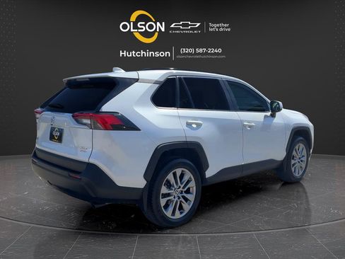Used 2023 Toyota RAV4 XLE Premium AWD/4WD image 11