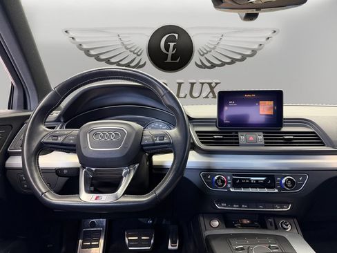 Used 2020 Audi SQ5 Premium w/ Convenience Package AWD/4WD image 10