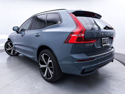 Used 2023 Volvo XC60 B6 Ultimate w/ Protection Package Premier image 2
