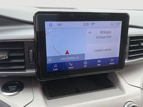 Used 2023 Ford Explorer XLT w/ Equipment Group 202A image 13