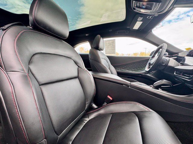 Used 2024 Dodge Charger Daytona R/T w/ Plus Group AWD/4WD image 13