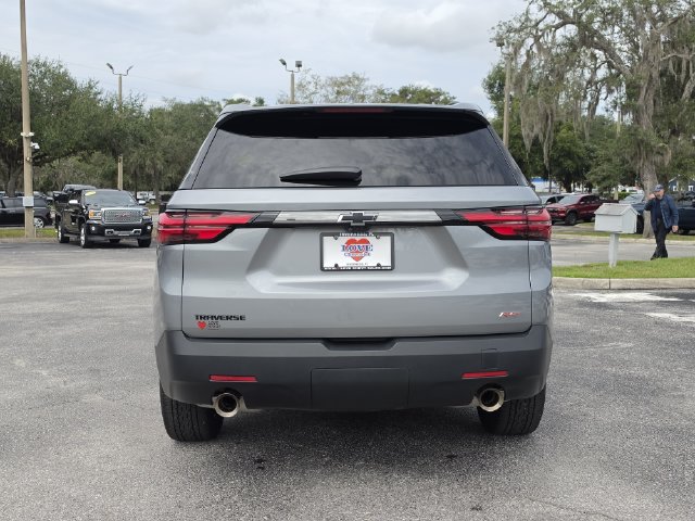 Used 2023 Chevrolet Traverse RS FWD image 5