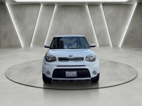 Used 2019 Kia Soul + FWD image 10