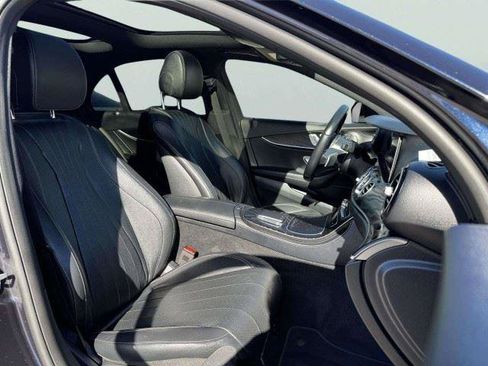 Used 2022 Mercedes-Benz E 350 4MATIC Sedan image 46