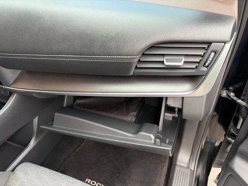 Used 2023 Nissan Rogue SV FWD image 38
