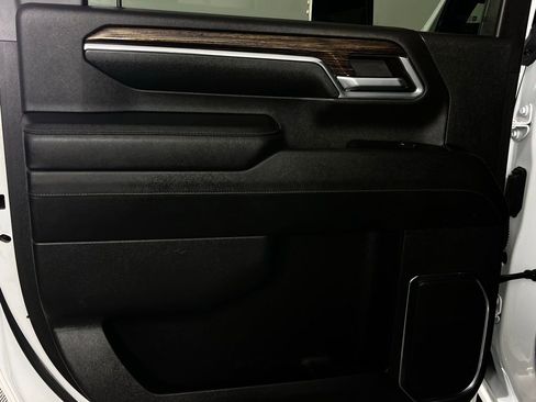 Used 2024 GMC Sierra 2500 SLE w/ SLE Convenience Package image 23