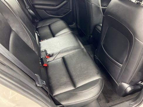 Used 2023 MAZDA MAZDA3 s image 22