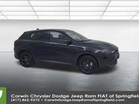 Used 2024 Dodge Hornet R/T Plus w/ Tech Pack Plus w/o Parking image 3