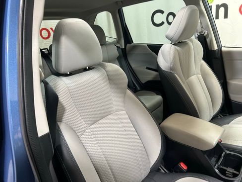 Used 2020 Subaru Forester Premium image 14