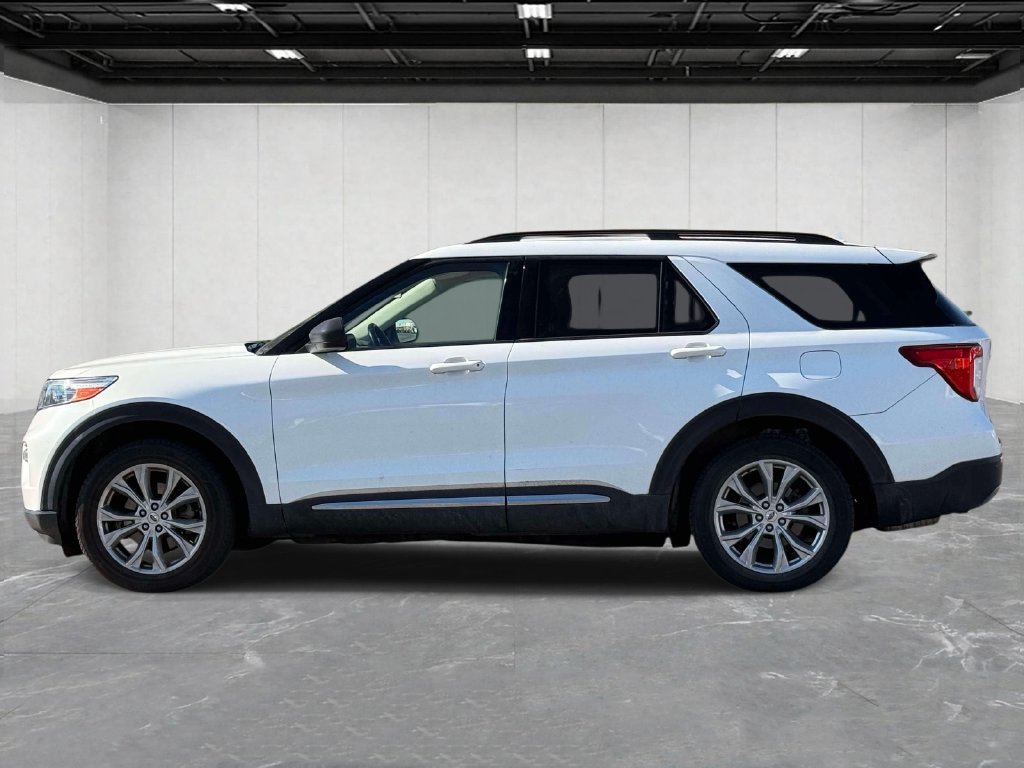Used 2020 Ford Explorer XLT w/ Equipment Group 202A AWD/4WD image 6