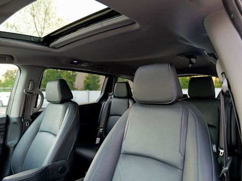 Used 2023 Honda Odyssey EX-L image 24
