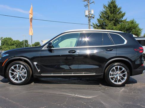 Used 2026 BMW X5 xDrive40i AWD/4WD image 12
