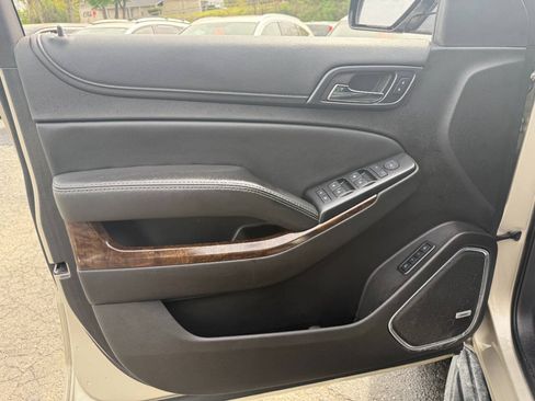 Used 2016 Chevrolet Tahoe LT AWD/4WD image 16