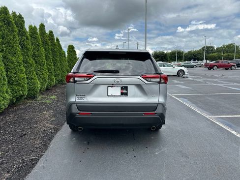 Used 2023 Toyota RAV4 LE FWD image 6