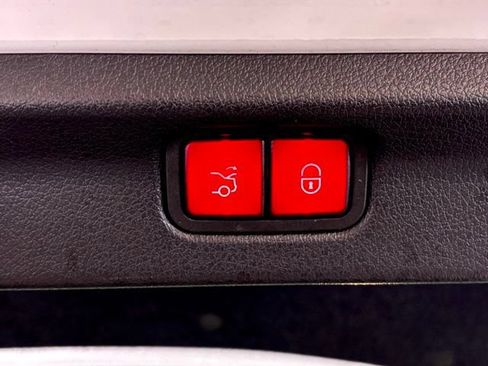 Certified 2023 Mercedes-Benz EQE AMG 4MATIC Sedan image 40