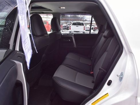 Used 2019 Toyota 4Runner SR5 Premium image 32