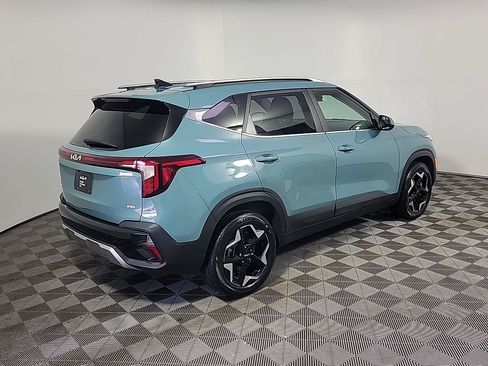 Certified 2024 Kia Seltos EX AWD/4WD image 4