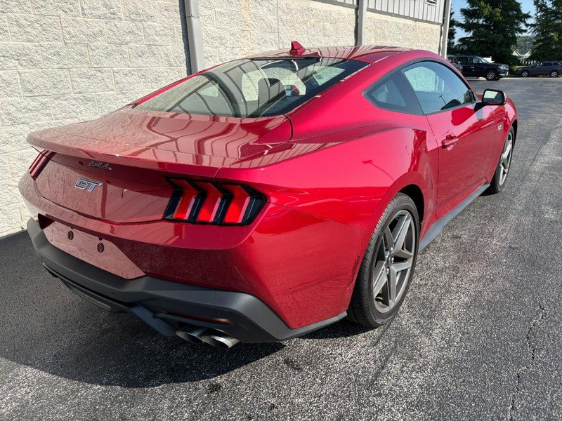 Used 2024 Ford Mustang GT Premium RWD image 3