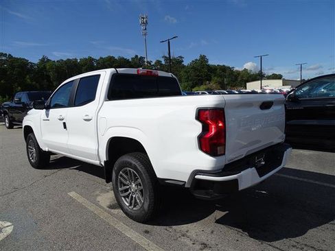 Used 2023 Chevrolet Colorado LT w/ LT Convenience Package image 3