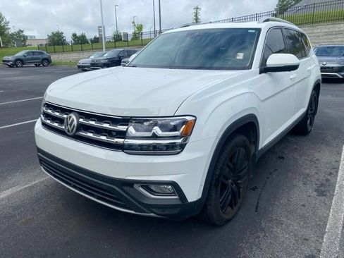 Used 2018 Volkswagen Atlas SEL Premium AWD/4WD image 2