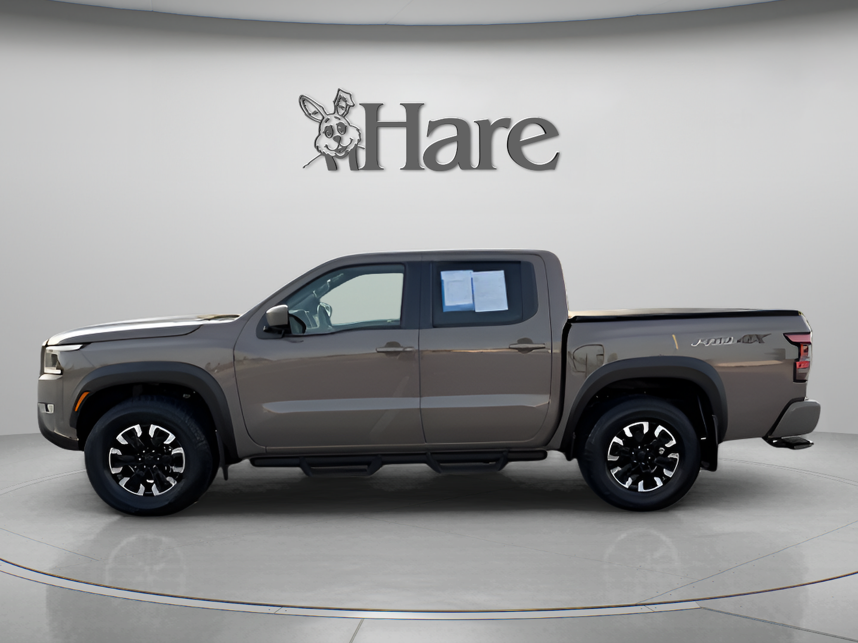 Used 2024 Nissan Frontier PRO-4X w/ Technology Package AWD/4WD image 2