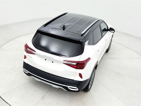 Used 2023 Kia Seltos S FWD image 36