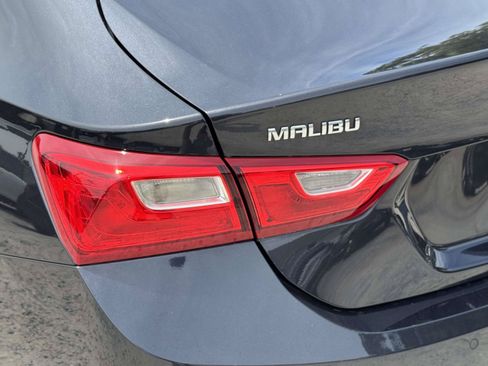 Used 2023 Chevrolet Malibu LT w/ Driver Confidence Package FWD image 8