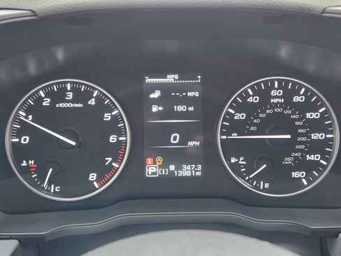 Used 2024 Subaru Crosstrek 2.0i Premium image 16