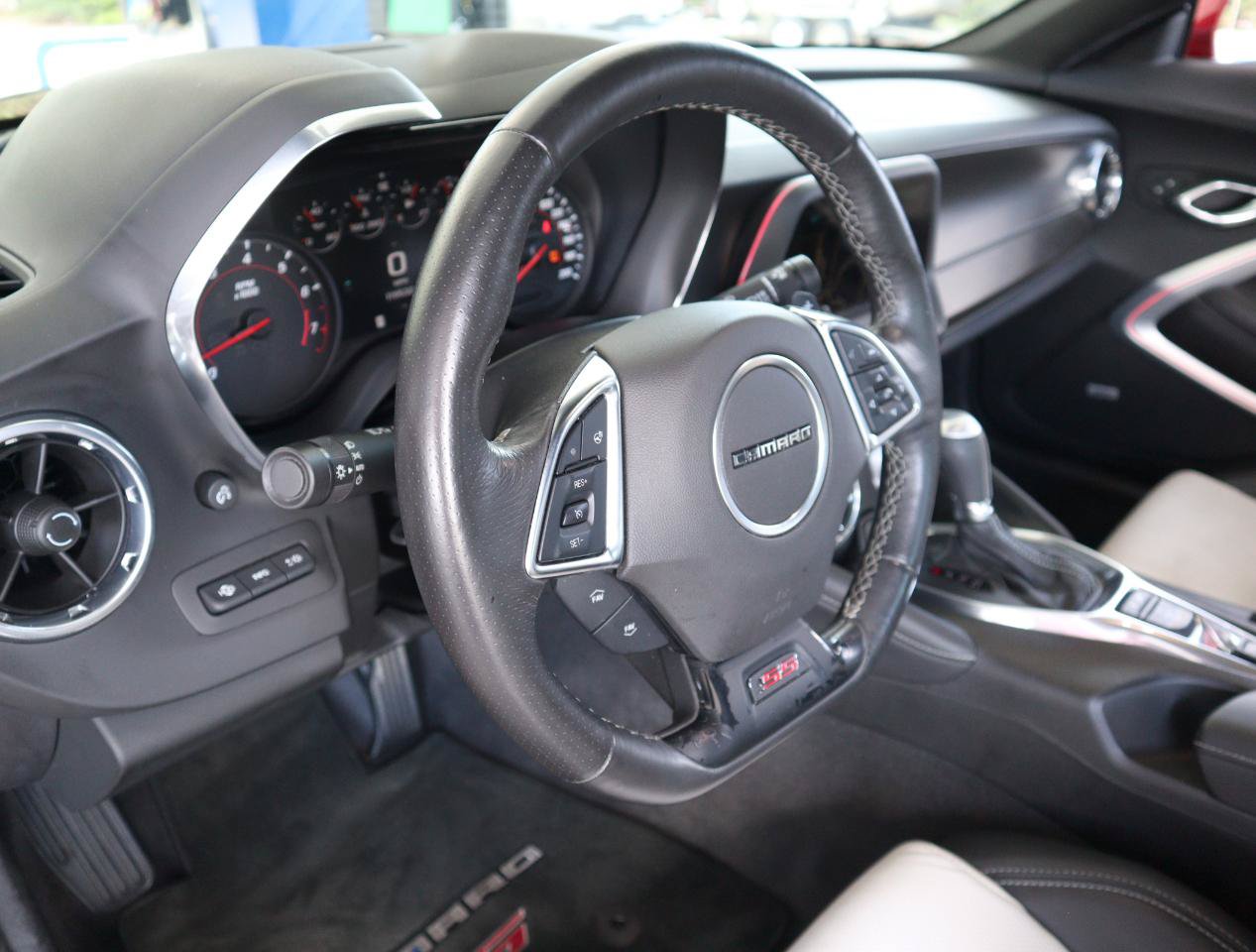 Used 2018 Chevrolet Camaro SS RWD image 30