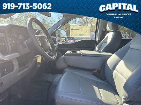 New 2026 Ford F350 XL w/ XL Chrome Package image 19