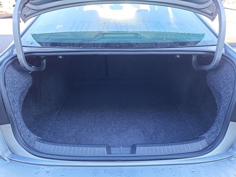 Certified 2023 Volkswagen Jetta SE w/ Panoramic Sunroof Package image 31