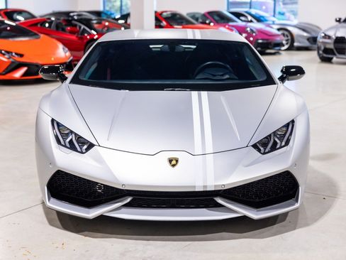 Used 2017 Lamborghini Huracan LP 610-4 AWD/4WD image 11
