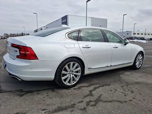 Used 2018 Volvo S90 T6 Inscription image 6