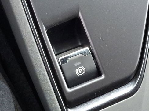 New 2026 Subaru Crosstrek 2.5i AWD/4WD image 32