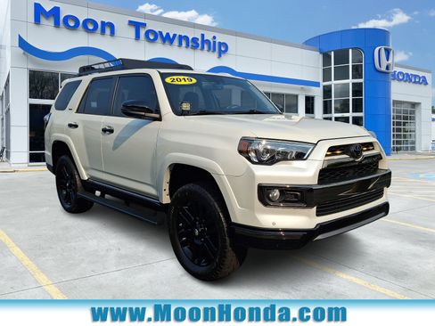 Used 2019 Toyota 4Runner Limited AWD/4WD image 1