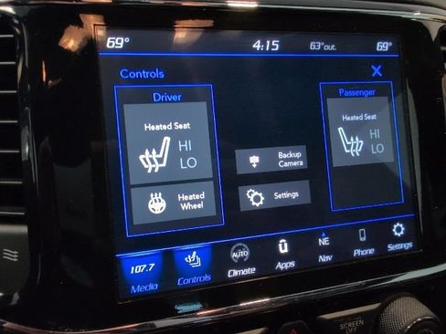 Used 2021 Jeep Grand Cherokee Laredo X AWD/4WD image 24