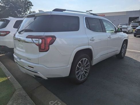 Used 2023 GMC Acadia Denali w/ Denali Ultimate Package AWD/4WD image 3