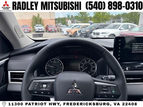 New 2026 Mitsubishi Outlander Trail Edition image 6