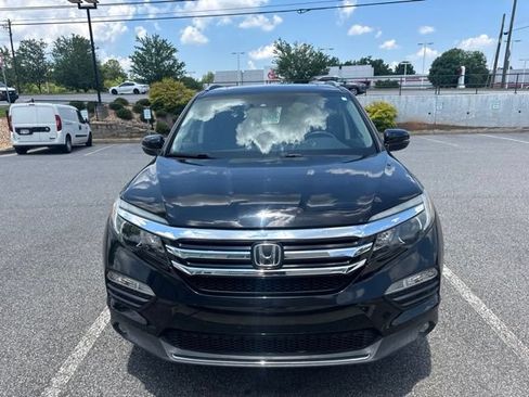 Used 2018 Honda Pilot Elite image 2
