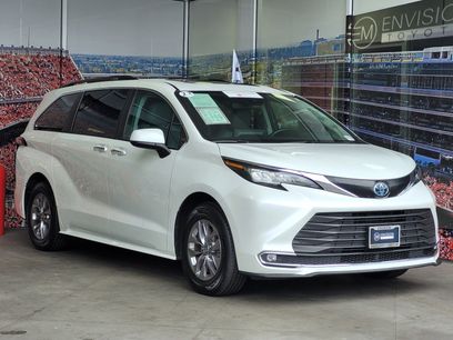 Certified 2023 Toyota Sienna XLE